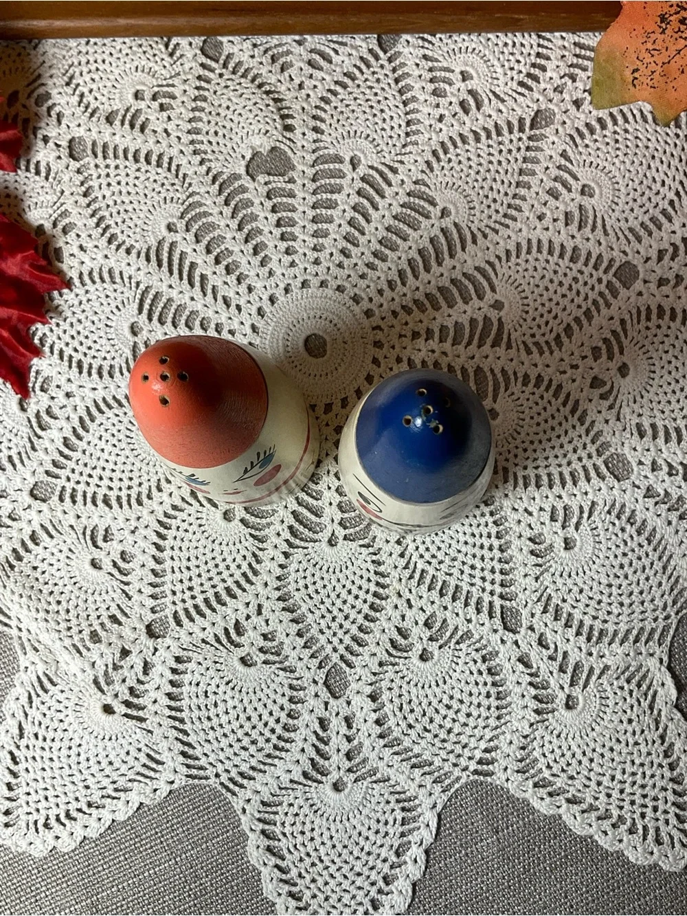 Vintage NARCO Japan Mr Salt & Mrs Pepper Wooden Shakers
